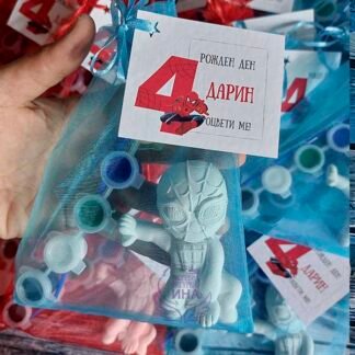 Фигурка „Спайдърмен“ с бои, четка и картичка 8.5-9 см.